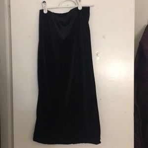 Long black skirt